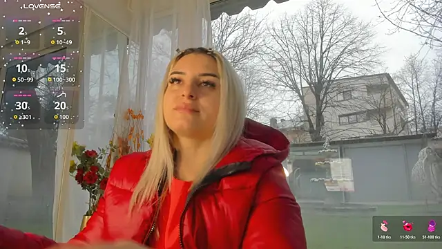 Ella Vee online show from March 30, 4:35 am