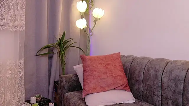 samiradoll online show from July 10, 5:01 am