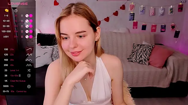LillianShine online show from July 5, 4:19 am