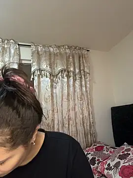 Tayler Kim online show from May 22, 7:41 pm