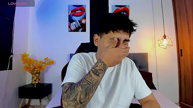 Nicolas James Sc online show from September 29, 2:22 pm