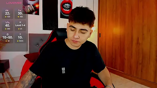 Nicolas James Sc online show from January 10, 1:02 pm