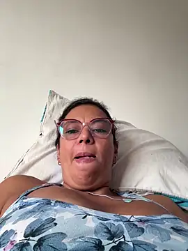 YadiraOrozco online show from February 3, 5:51 pm