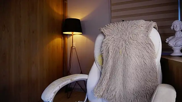 Erick Thompsonx online show from September 26, 8:24 pm