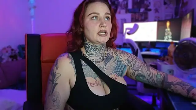 blazed vixen online show from August 5, 10:55 pm