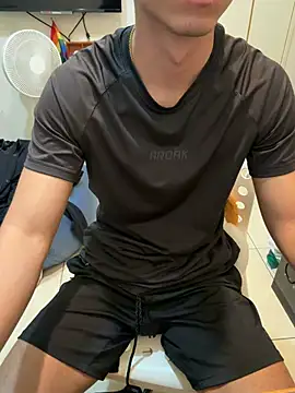 Snapshot of black_xun chatting on March 2, 4:47 pm black xun online show from March 2, 4:47 pm