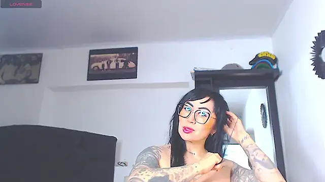 Vicky hotmilf online show from July 17, 11:06 am