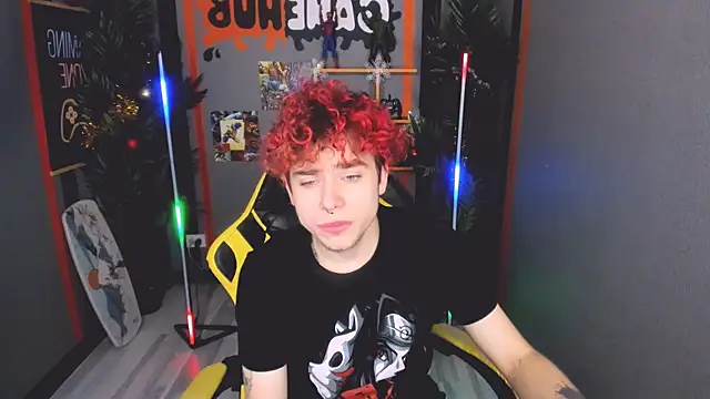 Snapshot of Blaiz_Vok chatting on December 13, 9:31 pm Blaiz Vok online show from December 13, 9:31 pm