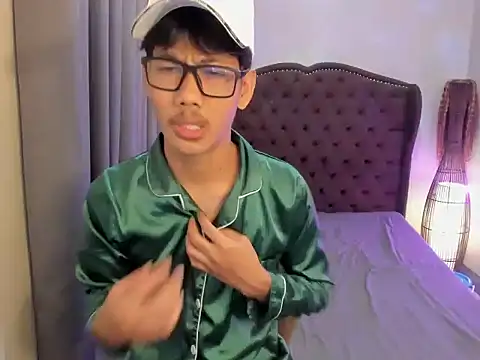 fucking hot2 online show from January 15, 2:49 am