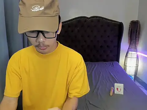 fucking hot2 online show from January 18, 2:59 am