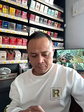 Snapshot of dajiba4718 chatting on November 29, 5:43 am dajiba4718 online show from November 29, 5:43 am