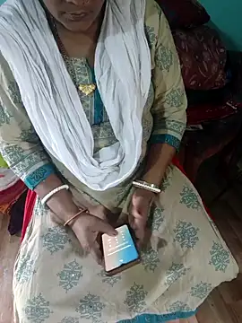 desi boudi87 online show from April 14, 9:15 am