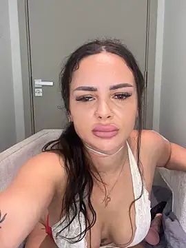 Hotsharwty online show from June 4, 7:58 am