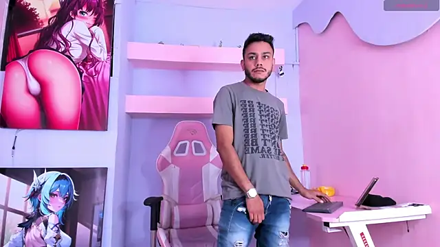 Boss Domiinator online show from June 4, 12:44 pm