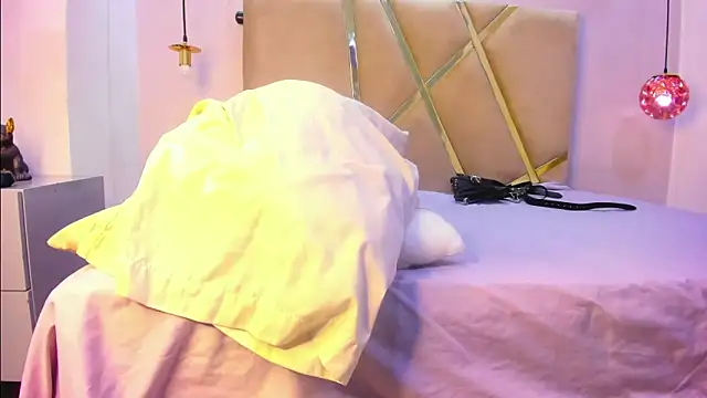 HunterHeat  online show from October 16, 11:55 am