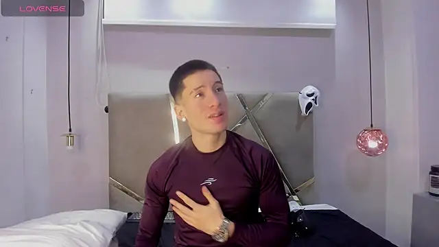 HunterHeat  online show from October 17, 12:08 pm