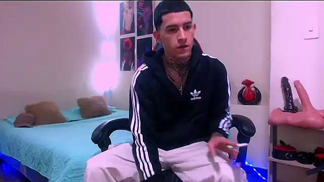 dilan abraham12 online show from March 19, 1:20 am