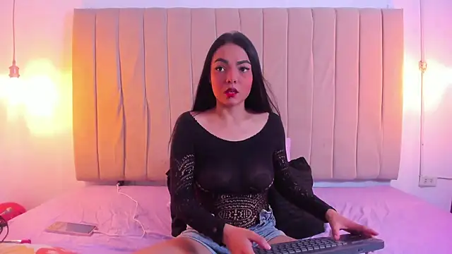 escar let online show from April 11, 7:07 pm