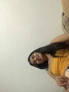 AngelHille online show from September 21, 8:10 pm