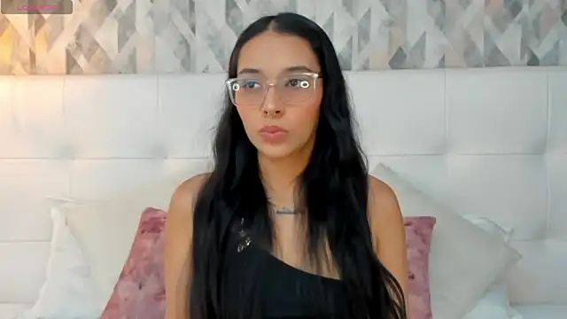 Snapshot of Roseaurora chatting on July 14, 10:54 am Roseaurora online show from July 14, 10:54 am