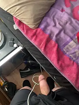 claytou 187 online show from March 25, 1:00 am