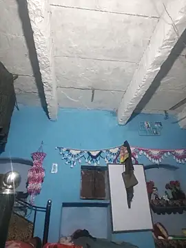 LUCKY cut online show from February 16, 4:25 pm