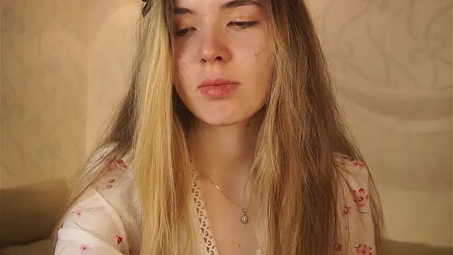 MarlinVarian online show from September 25, 5:38 pm