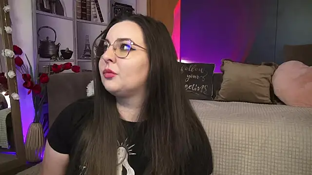 Mia Swano online show from May 24, 1:21 am