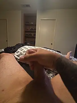 Kwillie online show from May 19, 5:36 am