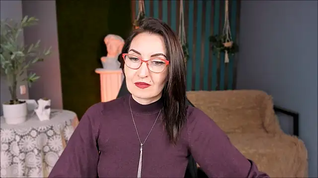 Snapshot of UnaTerra chatting on March 22, 3:04 pm UnaTerra online show from March 22, 3:04 pm