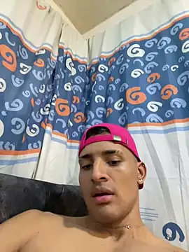 Snapshot of Smith_Fitness chatting on June 21, 7:49 pm Smith Fitness online show from June 21, 7:49 pm