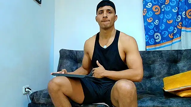 Snapshot of Smith_Fitness chatting on July 14, 1:06 pm Smith Fitness online show from July 14, 1:06 pm