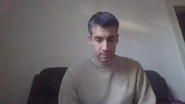 JulioIsHere4you online show from January 17, 10:20 am