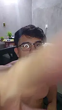 Yunan00 online show from July 28, 11:37 pm