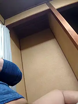 TOKUDAVN94 online show from April 15, 9:16 am