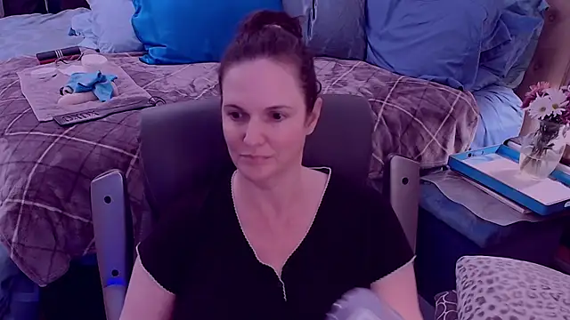 ninajaymes online show from March 9, 11:46 pm