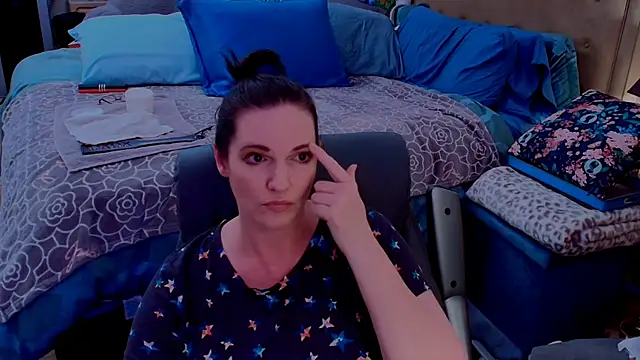 ninajaymes online show from June 17, 10:00 pm