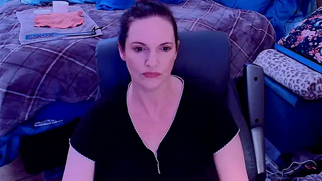 ninajaymes online show from July 18, 8:34 pm