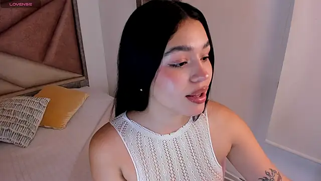 AvaScott  online show from December 17, 6:14 pm