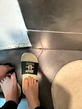 penchis90 online show from March 10, 7:30 pm