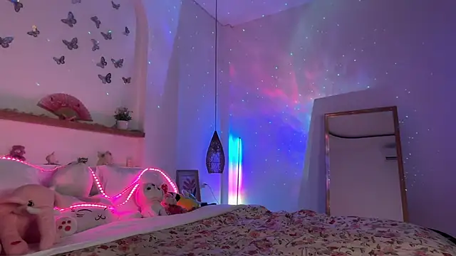 keirasworld online show from June 17, 12:13 am