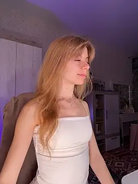 mari  papi online show from June 7, 3:27 pm