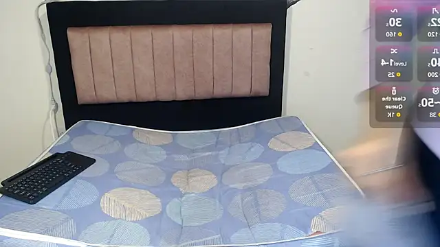 Valeryxs online show from December 15, 8:13 pm