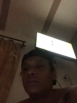 Snapshot of elpeluchenegroxxx3 chatting on October 17, 12:14 am elpeluchenegroxxx3 online show from October 17, 12:14 am