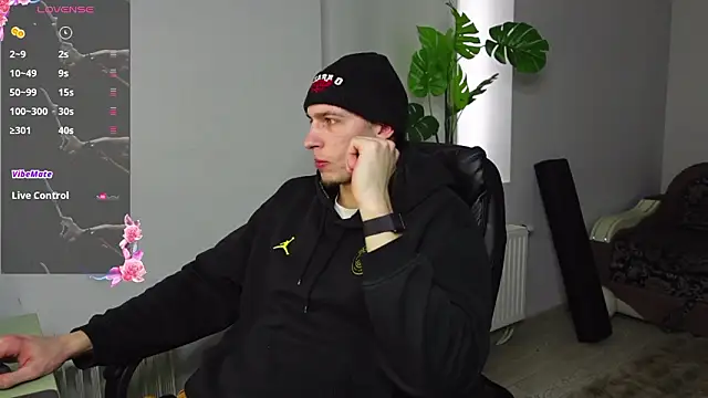 Ryan Dozer online show from February 28, 7:20 am