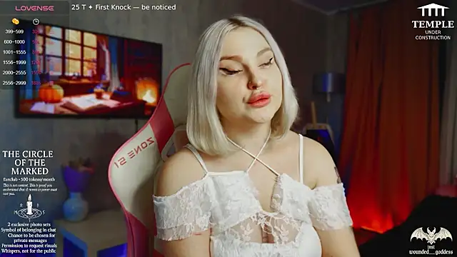 Wounded Goddess  online show from November 9, 3:21 pm