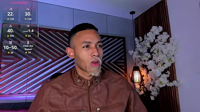 B Wild online show from November 20, 3:50 am