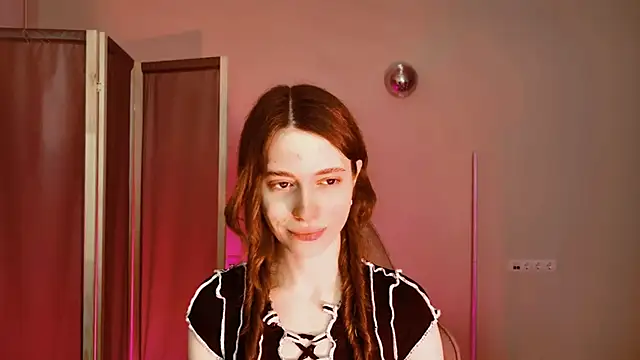 Snapshot of Yoka_paradoXXX chatting on April 19, 11:20 am Yoka paradoXXX online show from April 19, 11:20 am
