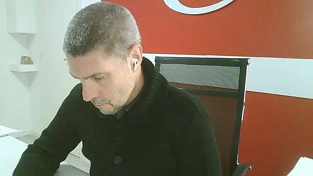 max79ve31 online show from January 7, 11:34 am