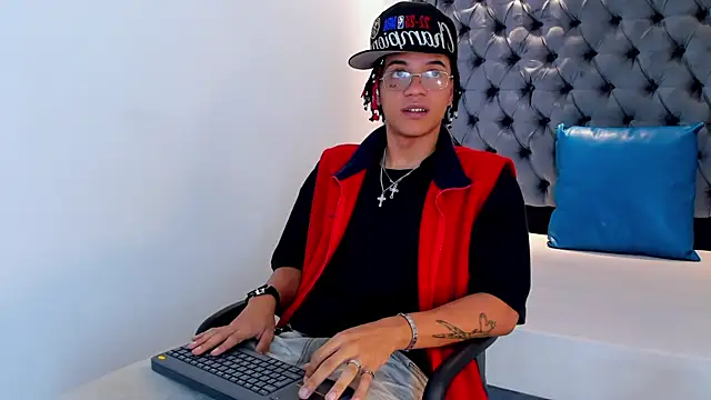 MARSHALL SPENCER online show from December 17, 1:17 pm